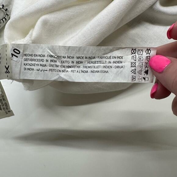 NWT | Zara | Embroidered V Neck Top | White/Black | Size XS - Picture 10 of 14